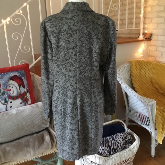 BEAUTIFUL WOOL/SILK BLEND COAT - Picture 3 of 10